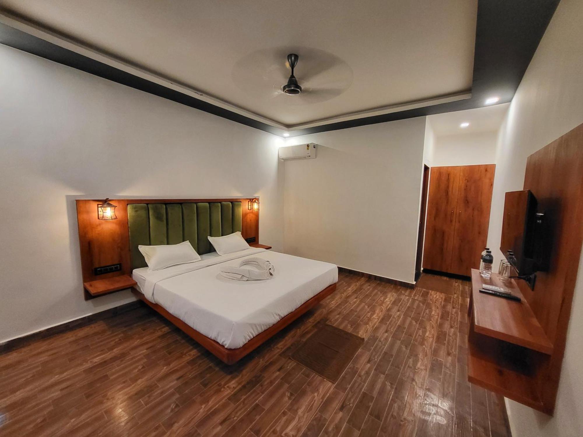 Rashiva Resort 阿姆波尔 外观 照片