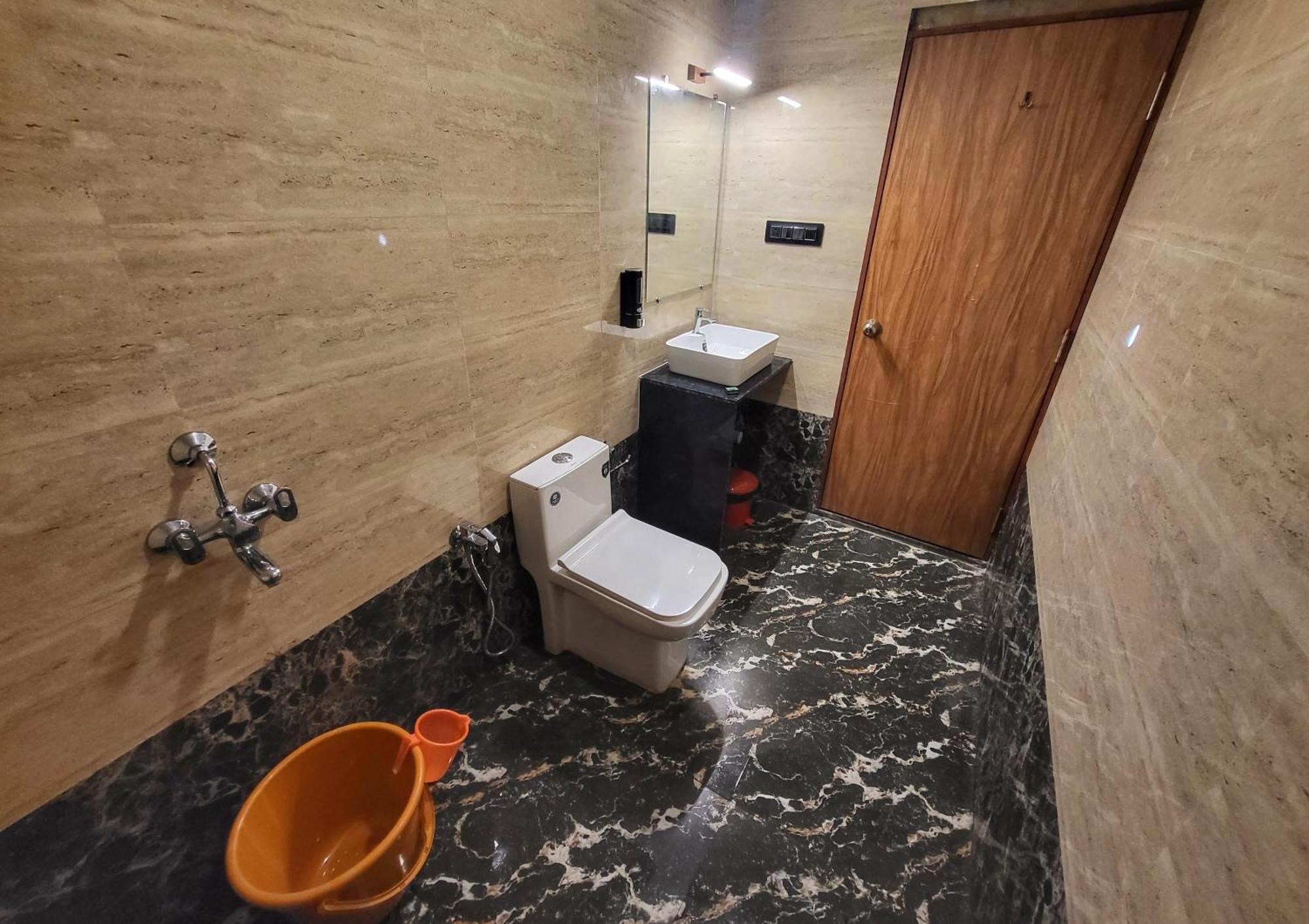 Rashiva Resort 阿姆波尔 外观 照片