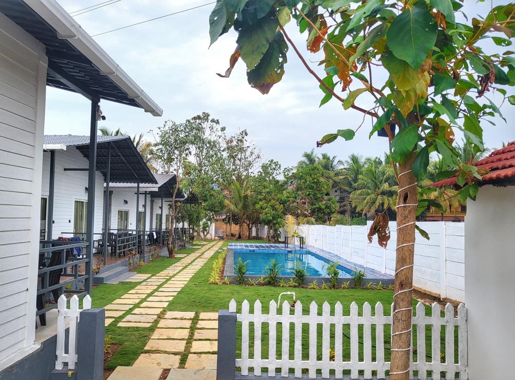 Rashiva Resort 阿姆波尔 外观 照片